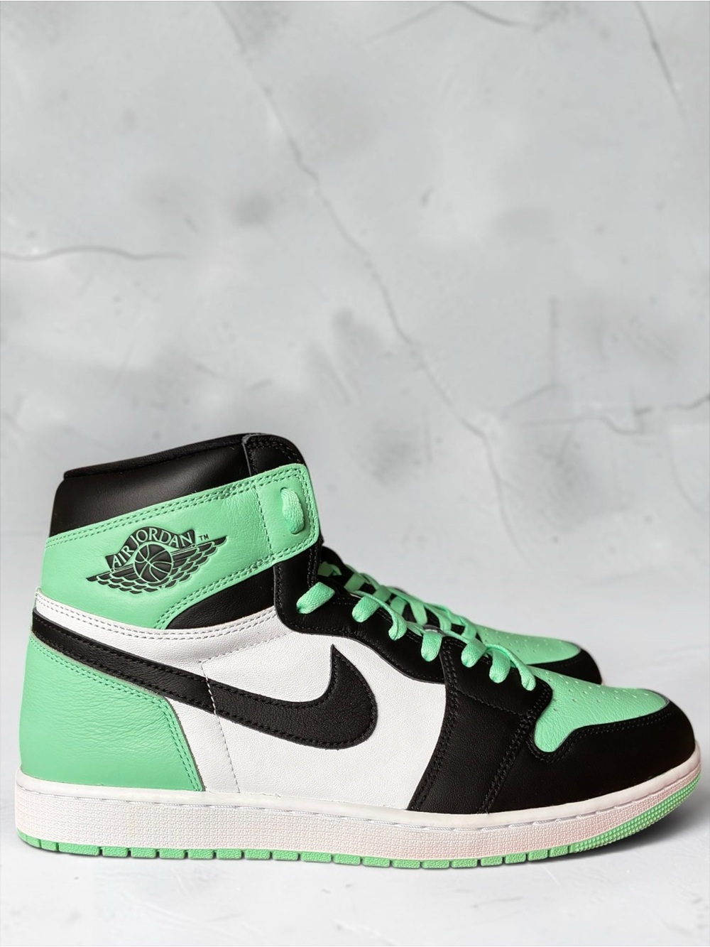 Nike Air Jordan 1 Retro High OG "Green Glow" Men’s Size 14 (Rare Size) Brand NEW - Picture 11 of 12